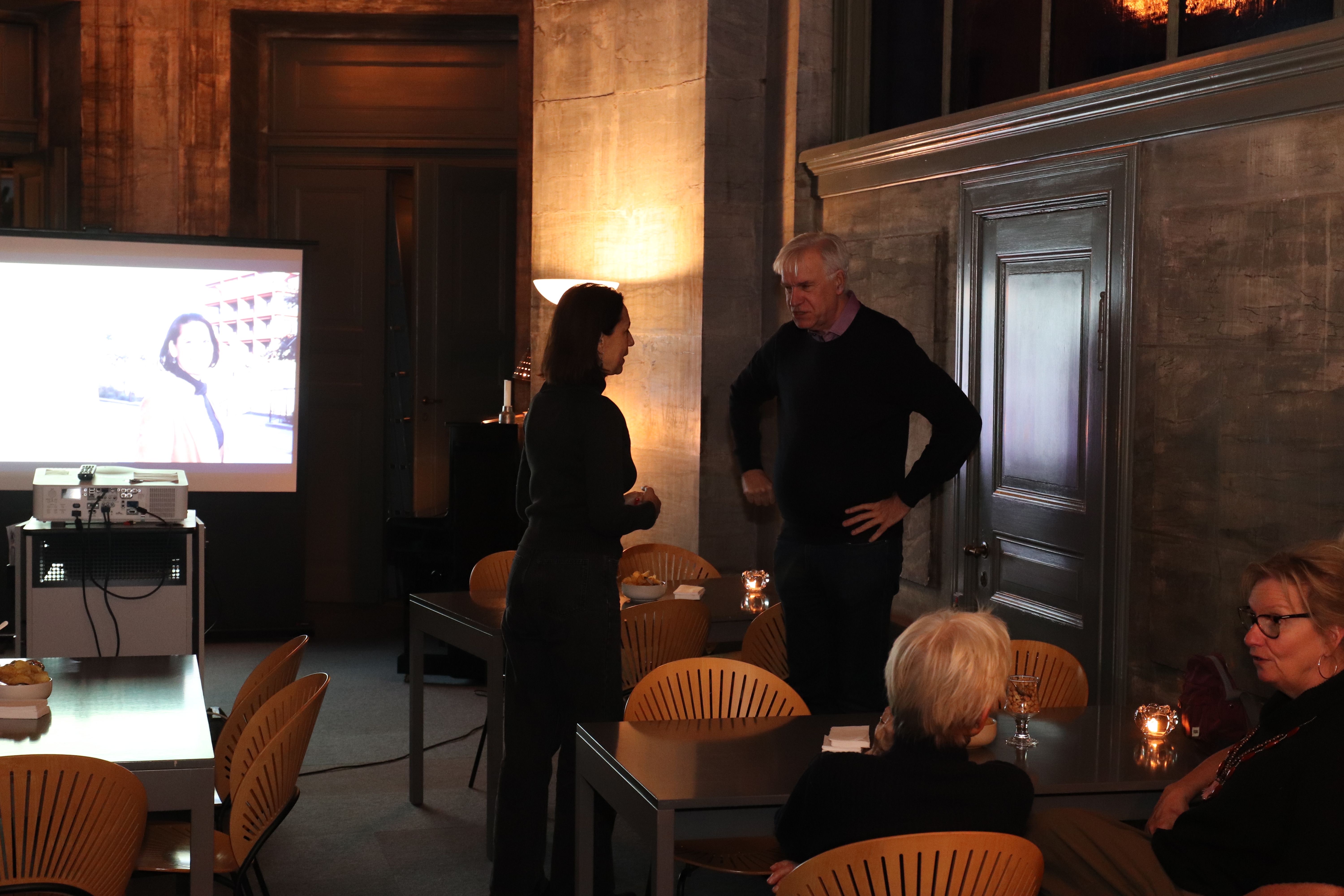 Book reception November 22, 2023 at Marmorkirken, Copenhagen. Dicsussion with Mikkel at reception. Mikkel Wold, Minister.